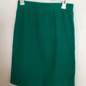 Abernathy Emerald Skirt and T-shirt Set